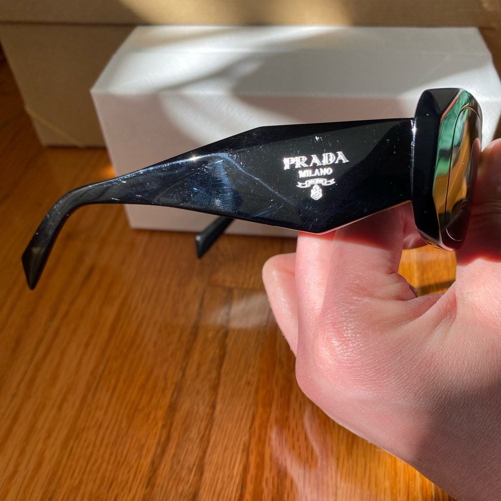 PRADA
PR 17WS - Picture 7 of 15